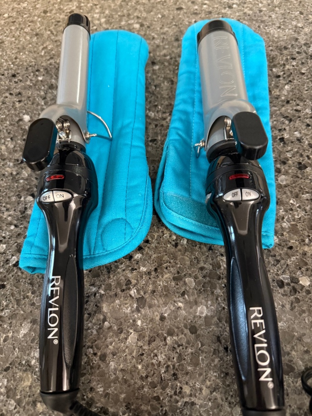 Lot of 2 Revlon Perfect Heat Curling Irons 1“ and 1.5" Barrels RV051 RV050